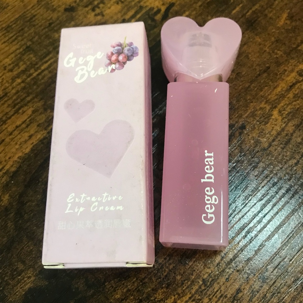 Gege Bear Heart Lip Cream — Light Pink Hydrating Tint